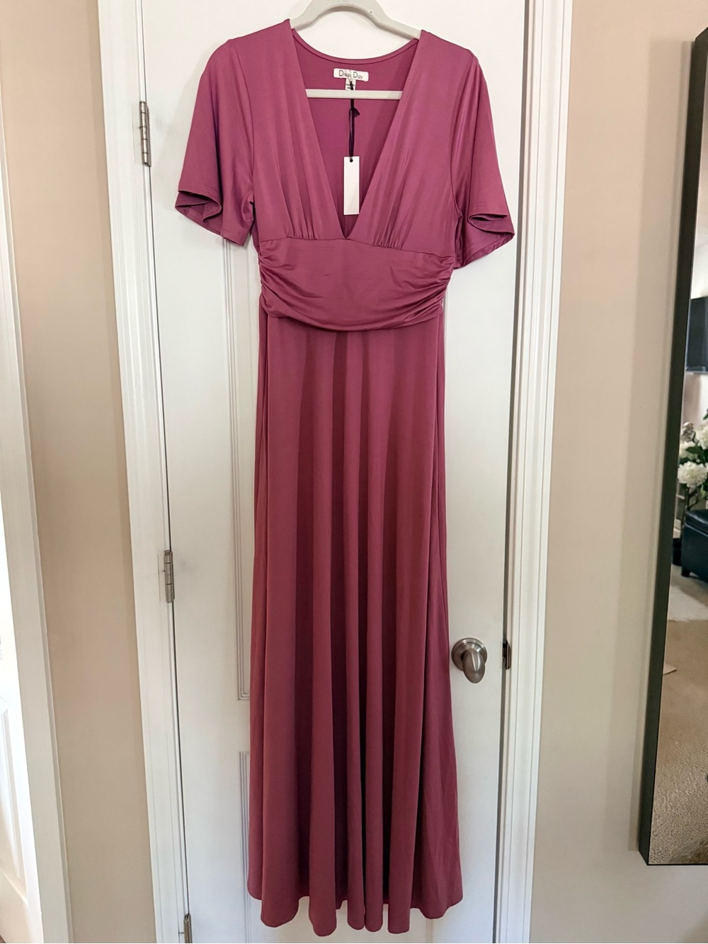 Deep V Maxi Dress in Rosewood with Ruched Waist - Unbranded